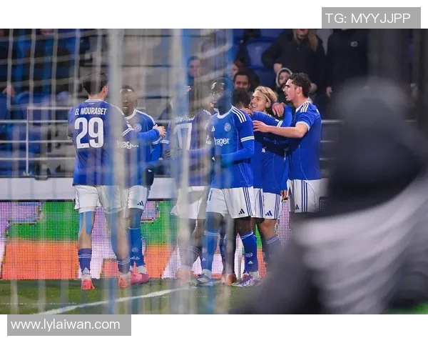 足总杯精彩对决切尔西逆转多特蒙德绝杀瞬间引发转会热议