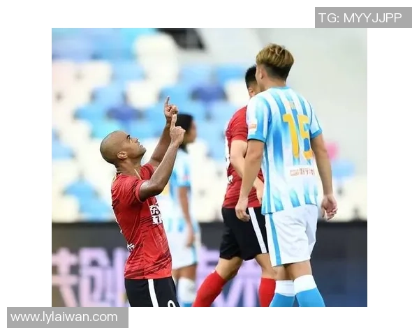 中超精彩对决切尔西逆转尤文图斯帽子戏法点燃全场激情