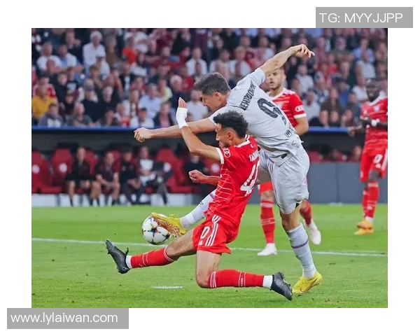 巴萨逆转拜仁精彩瞬间回顾补时进球点燃全场激情